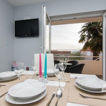 Apartments Mate Турань Екстер'єр фото
