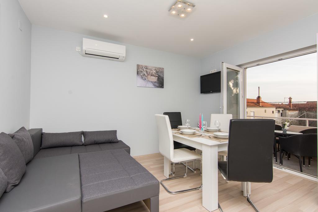 Apartments Mate Турань Екстер'єр фото